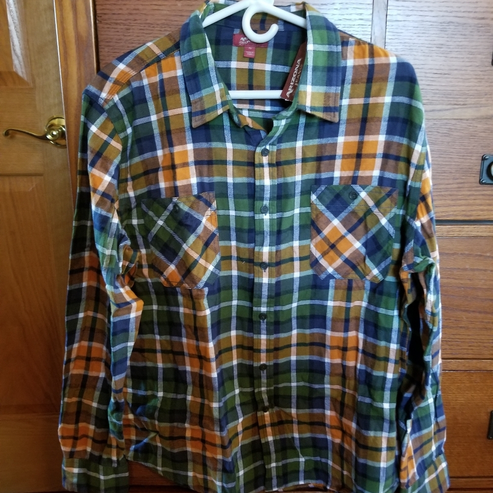 Brand new! Arizona button up!
